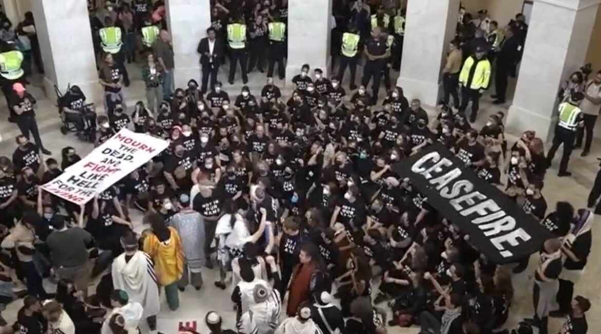 Protesta de judíos estadounidenses en el Capitolio por alto al fuego en Gaza