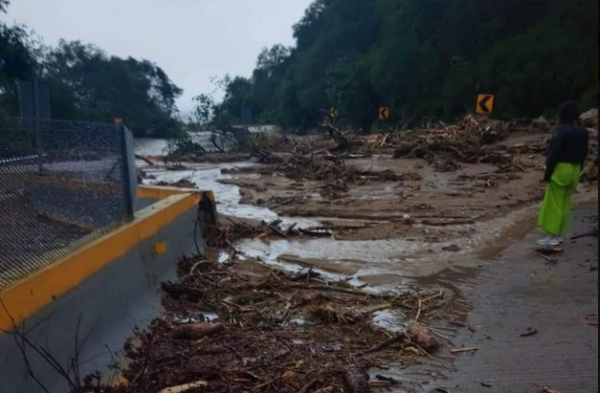 Acapulco incomunicado