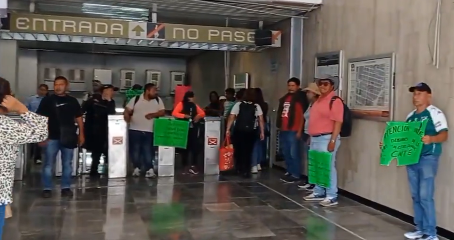 La CNTE Mantiene Manifestaciones Indefinidas en la Ciudad de México: Permitirán Acceso Gratuito en el Metro