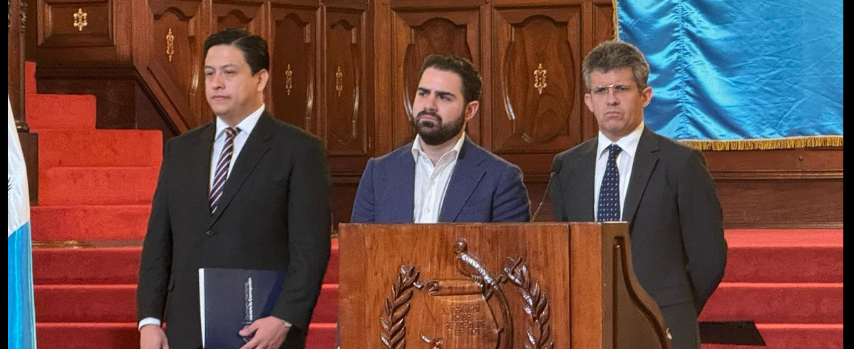 Bernardo Arévalo Nombra a Joaquín Barnoya Pérez como Nuevo Ministro de Salud