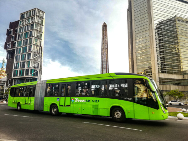 Iniciativa de Ricardo Quiñonez busca mejorar el servicio y conocer las necesidades de los guatemaltecos que utilizan el transporte público.