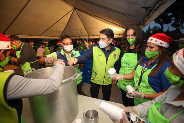 El Alcalde Ricardo Quiñónez invita a todos los guatemaltecos a disfrutar de la Gran Cena Navideña en la Municipalidad de Guatemala.
