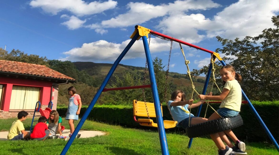 Festival en el Parque de las Casuarinas