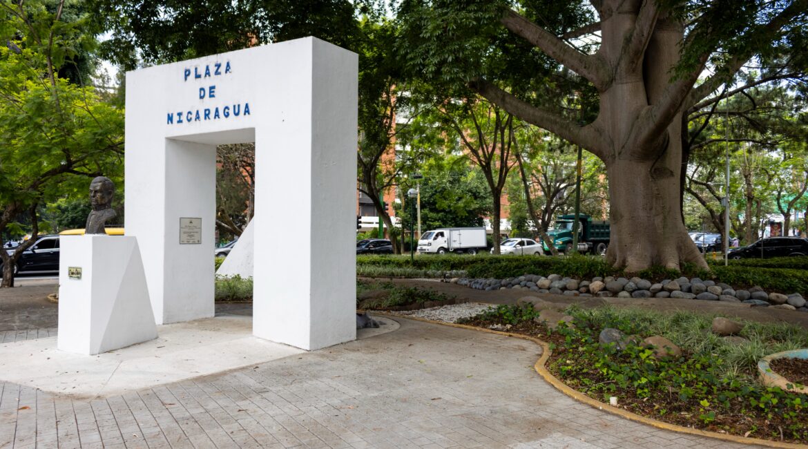 jardin polinizador plaza rubén darío