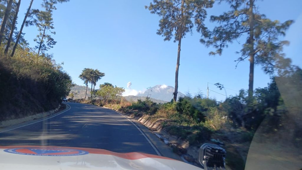 Se activó una alerta por actividad en el volcán de Fuego