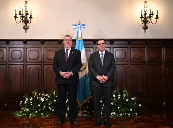 Gabriel García Luna, el nuevo fiscal general y jefe del Ministerio Público de Guatemala, asumió el cargo este domingo