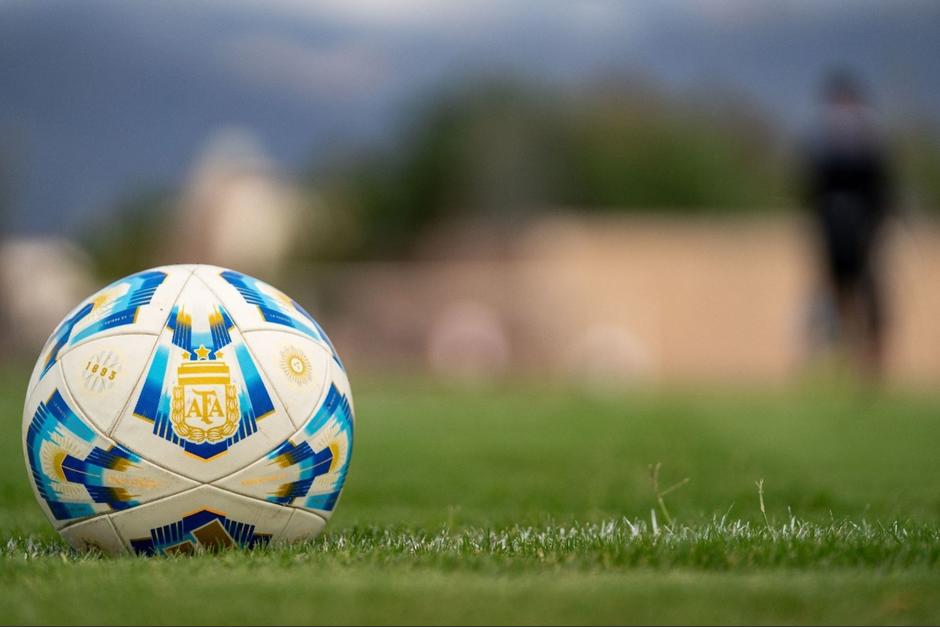 La medida fue emitida previo al inicio de la Copa Mundial FIFA 2026 y obliga a los proveedores de internet a restringir el acceso a las plataformas identificadas por las autoridades.