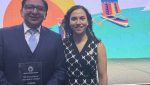 SICOM recibe galardón por el Banco Mundial (fotografía de cortesía)