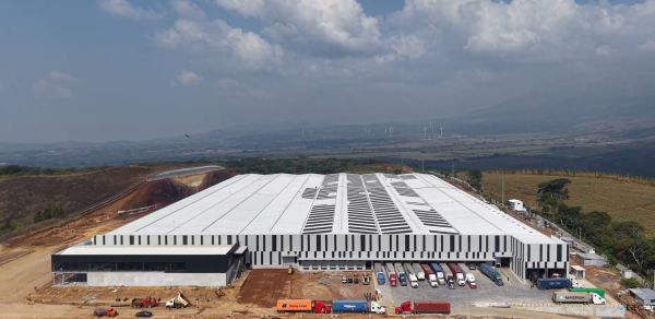 Fogel inaugura planta industrial de US$50 millones que proyecta exportaciones por US$170 millones anuales