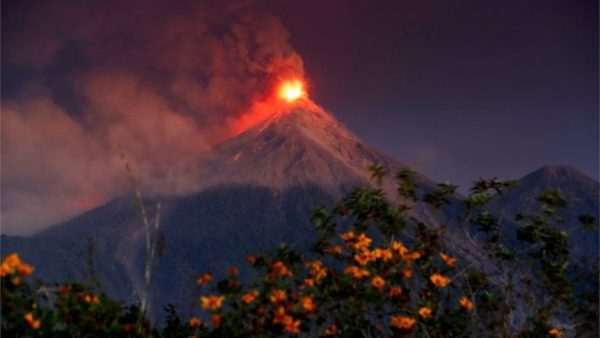 El Volcán de Fuego intensificó su actividad