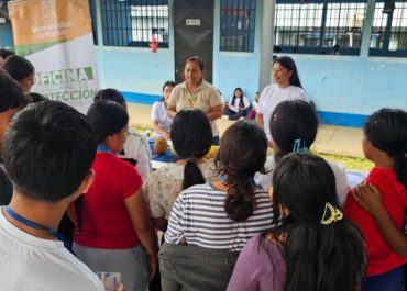 Alimentación saludable jóvenes Poptun Peten en jornada