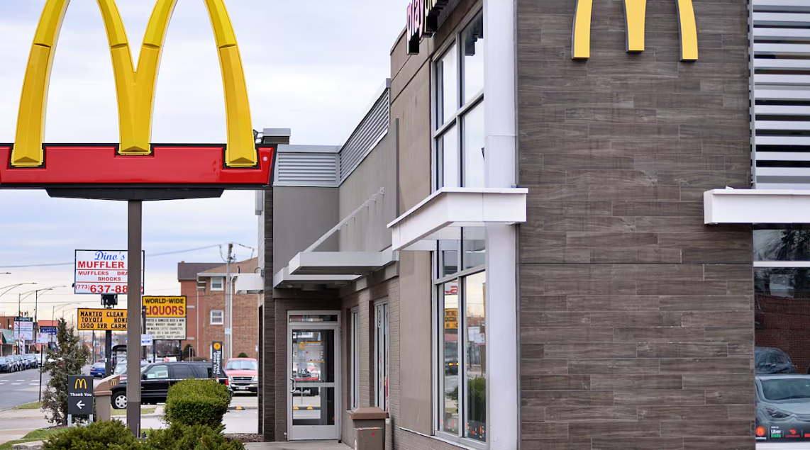 Local de McDonald’s cerrado en Guatemala durante las protestas y bloqueos de carreteras