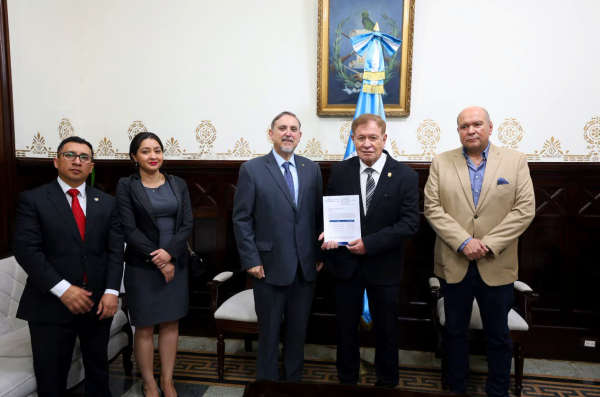 Congreso anticipa fecha para la elección de Contralor General de Cuentas, se rumora posible adelanto