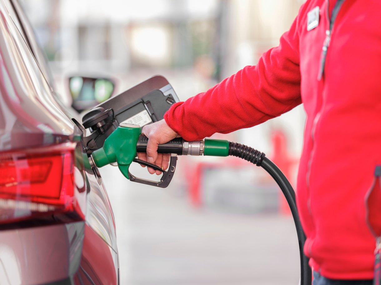 Arévalo sancionó el Decreto 22-2026 de exención tributaria temporal a los combustibles